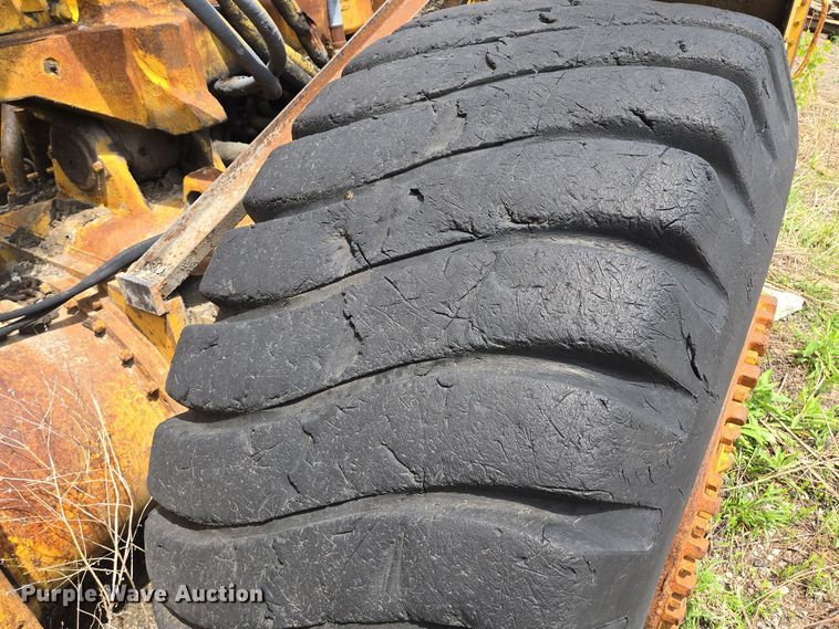 image for item EM7166 1966 Caterpillar 631B conventional scraper 