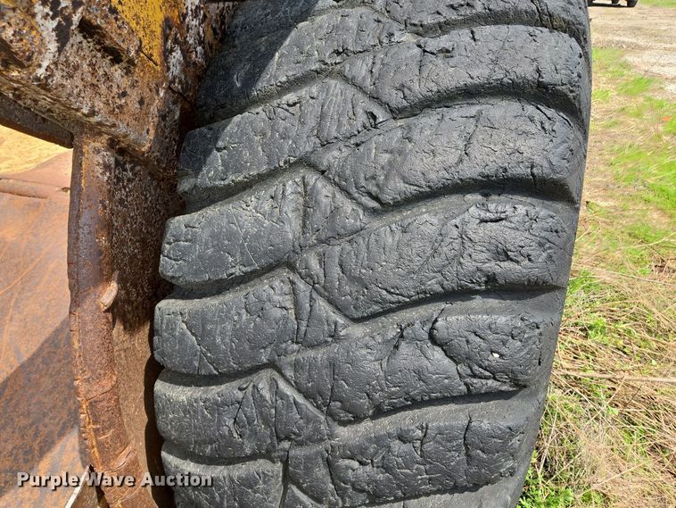 image for item EM7166 1966 Caterpillar 631B conventional scraper 