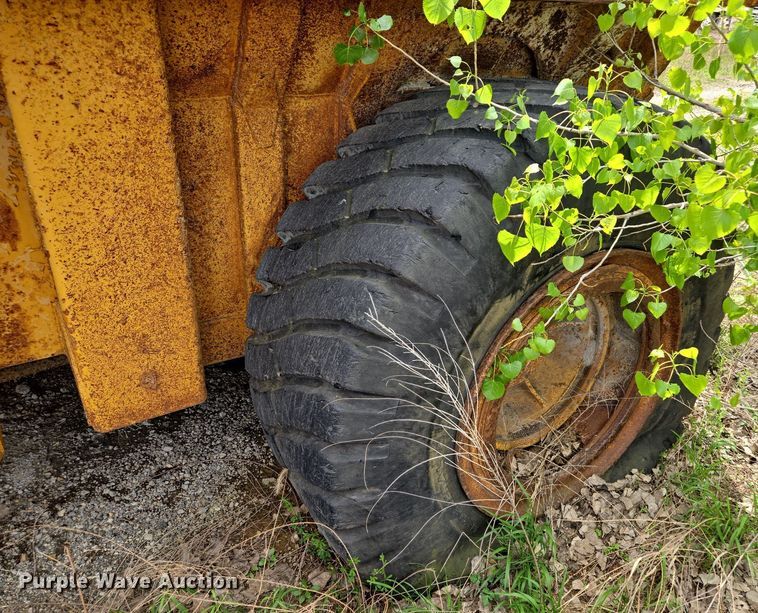 image for item EM7166 1966 Caterpillar 631B conventional scraper 