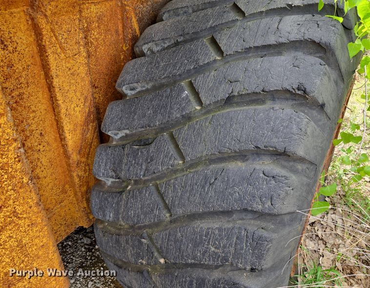 image for item EM7166 1966 Caterpillar 631B conventional scraper 