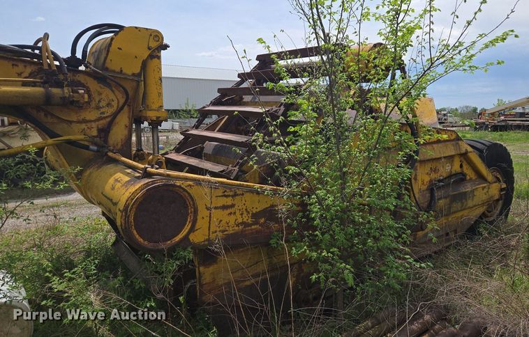 image for item EM7167 1967 Caterpillar 619C elevating scraper