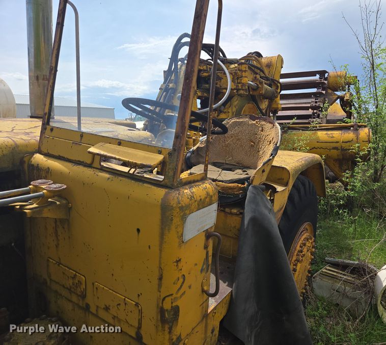 image for item EM7167 1967 Caterpillar 619C elevating scraper