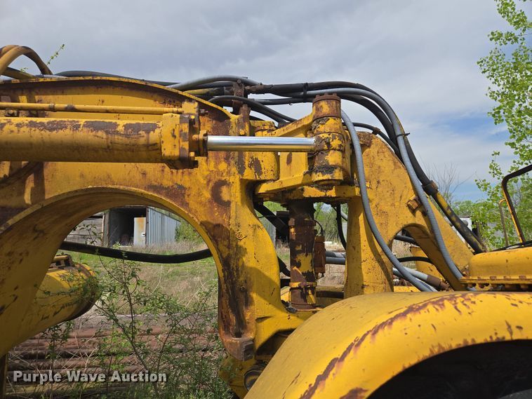 image for item EM7167 1967 Caterpillar 619C elevating scraper