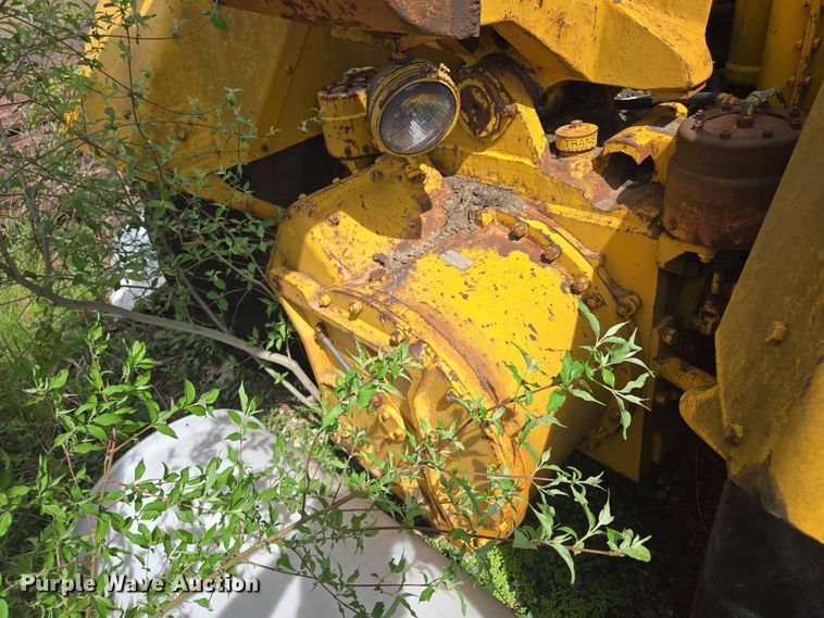 image for item EM7167 1967 Caterpillar 619C elevating scraper