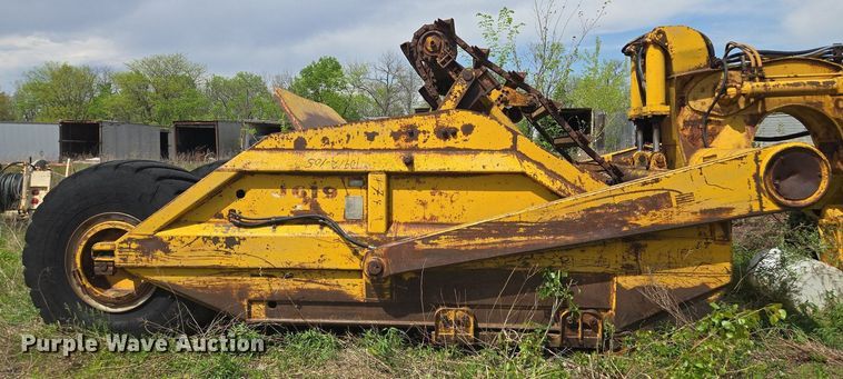 image for item EM7167 1967 Caterpillar 619C elevating scraper