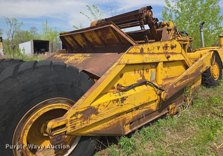 image for item EM7167 1967 Caterpillar 619C elevating scraper