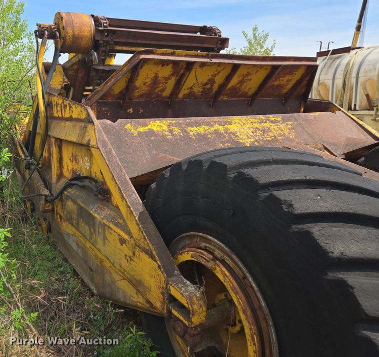 image for item EM7167 1967 Caterpillar 619C elevating scraper
