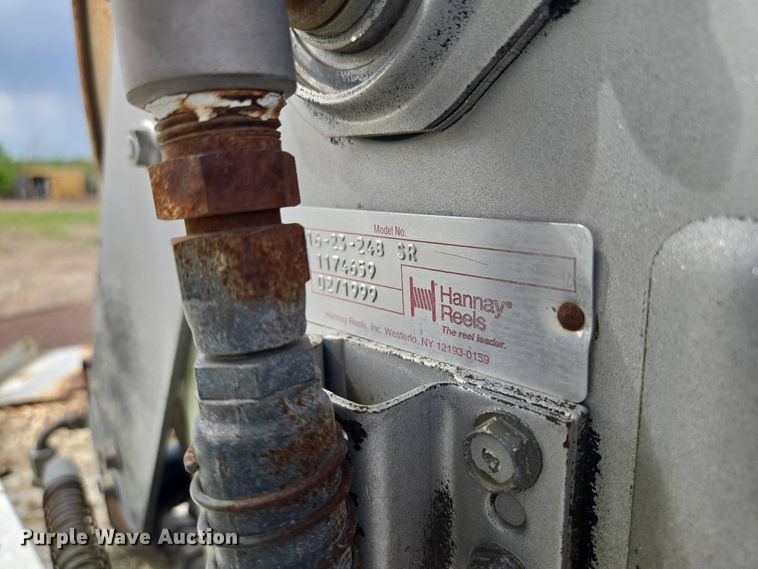 image for item EM7168 Reading H-15-D flatbed with crane