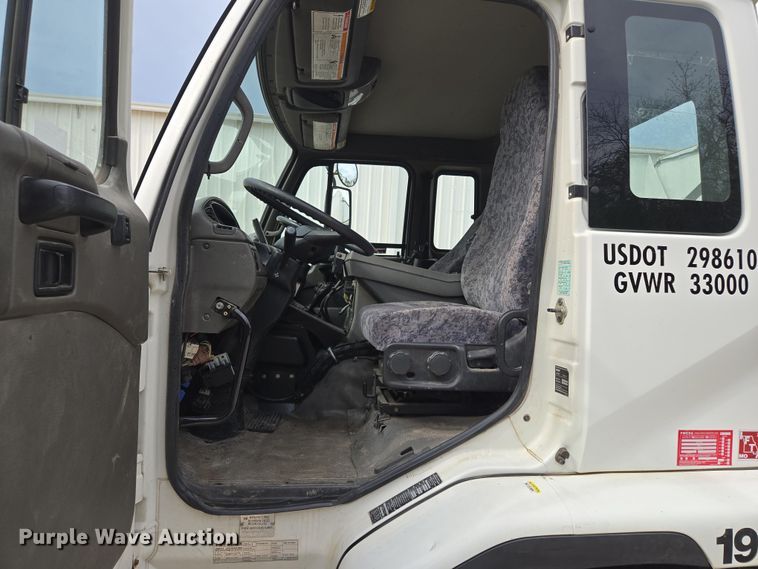 image for item EM7169 2009 Elgin Eagle  street sweeper truck