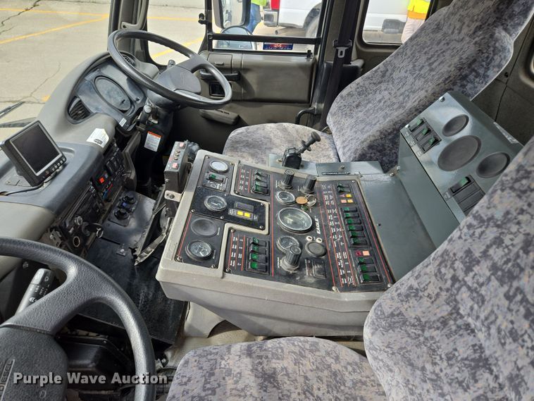 image for item EM7169 2009 Elgin Eagle  street sweeper truck