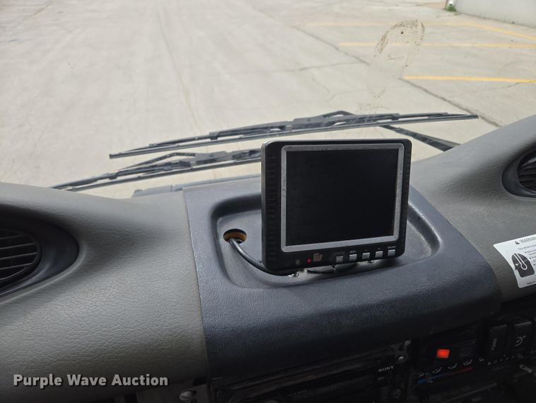 image for item EM7169 2009 Elgin Eagle  street sweeper truck