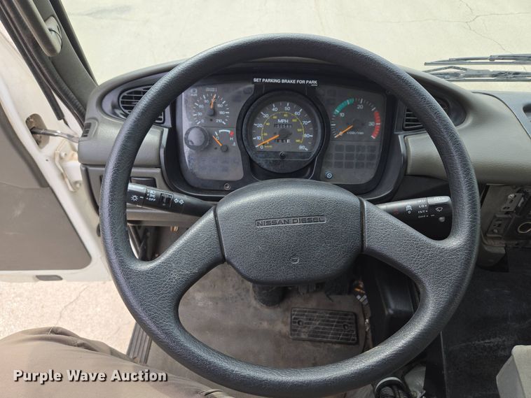 image for item EM7169 2009 Elgin Eagle  street sweeper truck