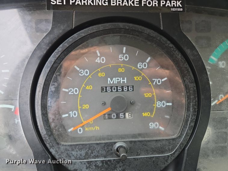 image for item EM7169 2009 Elgin Eagle  street sweeper truck