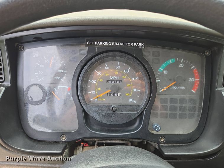 image for item EM7169 2009 Elgin Eagle  street sweeper truck