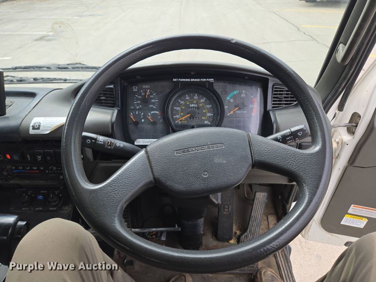 image for item EM7169 2009 Elgin Eagle  street sweeper truck