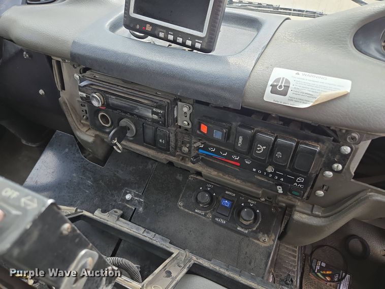 image for item EM7169 2009 Elgin Eagle  street sweeper truck