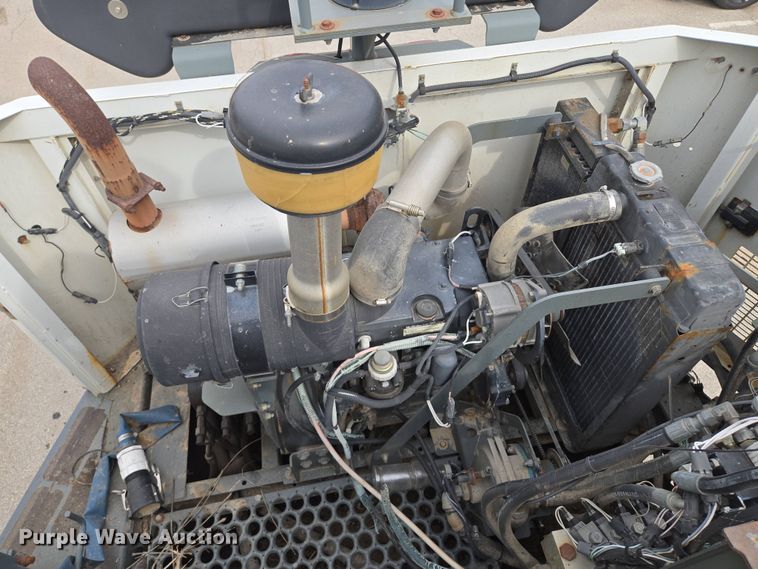 image for item EM7169 2009 Elgin Eagle  street sweeper truck