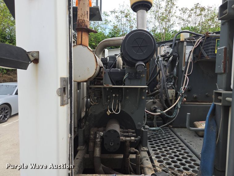 image for item EM7169 2009 Elgin Eagle  street sweeper truck