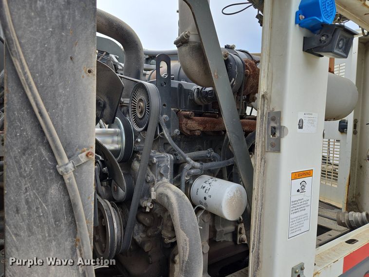 image for item EM7169 2009 Elgin Eagle  street sweeper truck