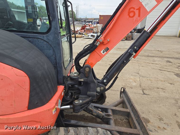 image for item EM7171 2014 Kubota  KX040–4 mini excavator