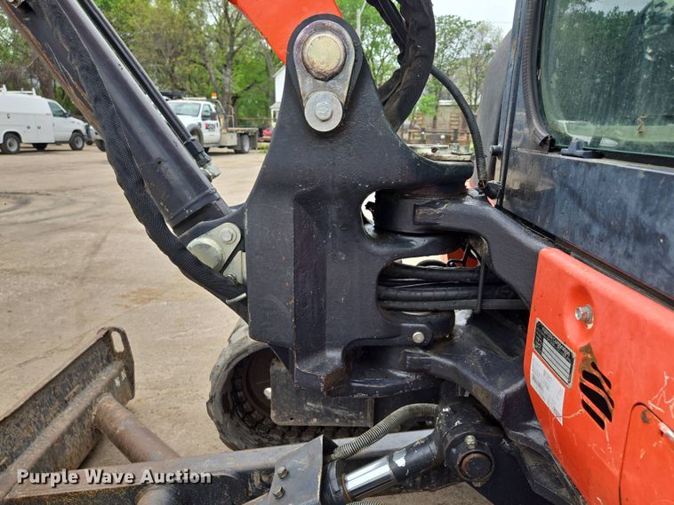 image for item EM7171 2014 Kubota  KX040–4 mini excavator