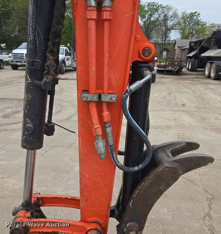 image for item EM7171 2014 Kubota  KX040–4 mini excavator