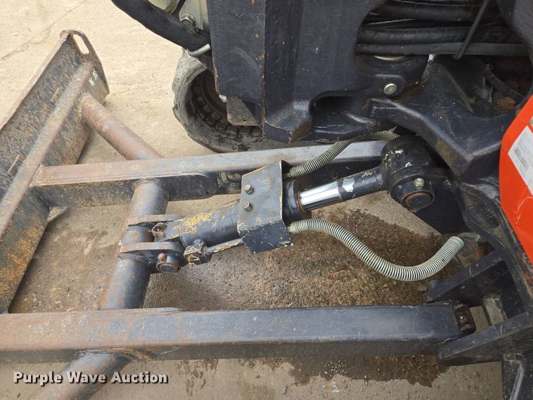 image for item EM7171 2014 Kubota  KX040–4 mini excavator