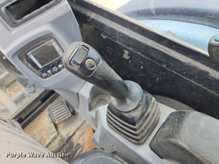 image for item EM7171 2014 Kubota  KX040–4 mini excavator