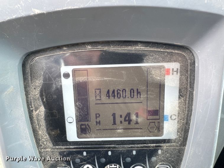 image for item EM7171 2014 Kubota  KX040–4 mini excavator