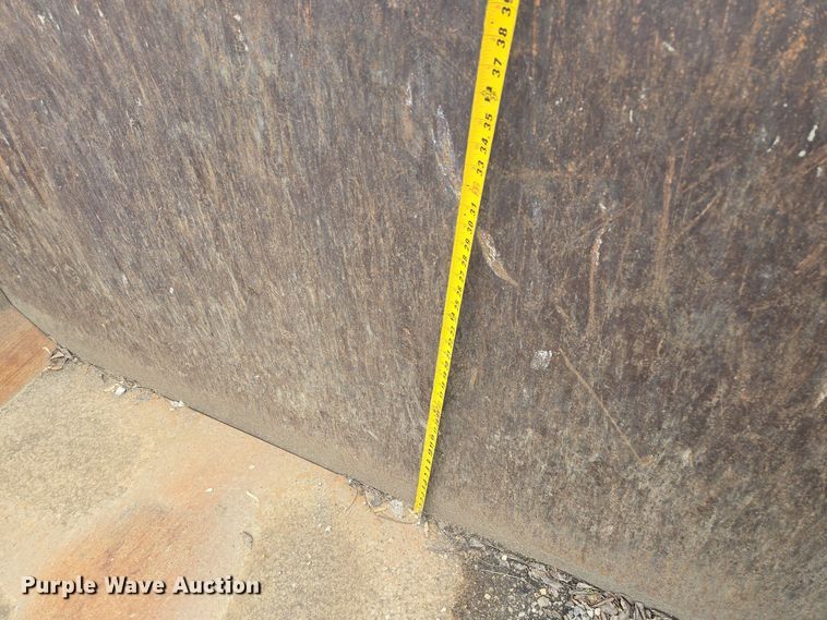 image for item EM7172 2009 International  7400 dump truck