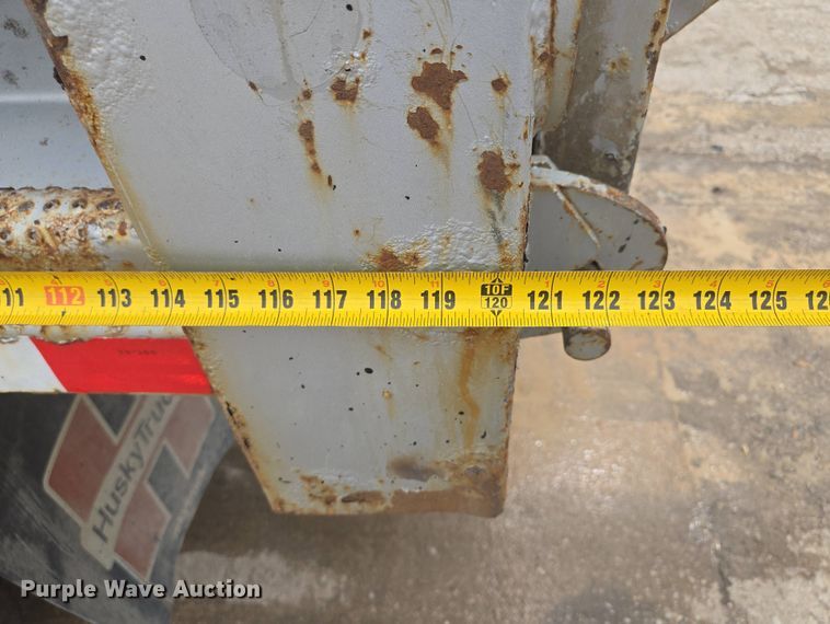 image for item EM7173 2004 GMC  T7500 dump truck