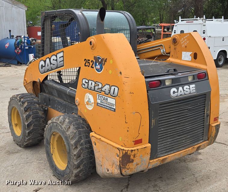 image for item EM7174 2016 Case  SR240 skid steer loader