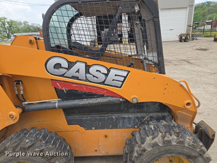 image for item EM7174 2016 Case  SR240 skid steer loader