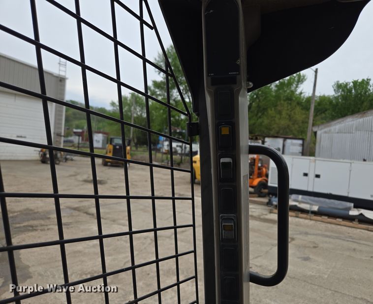 image for item EM7174 2016 Case  SR240 skid steer loader