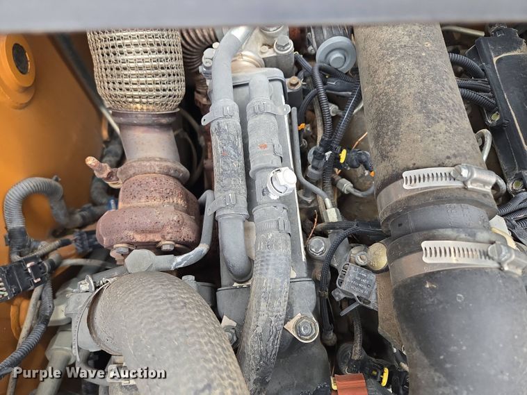 image for item EM7174 2016 Case  SR240 skid steer loader