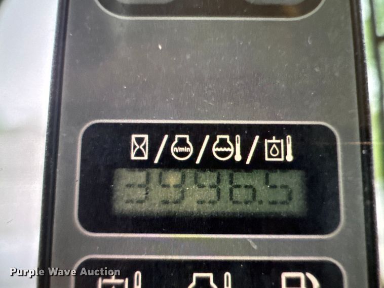 image for item EM7174 2016 Case  SR240 skid steer loader