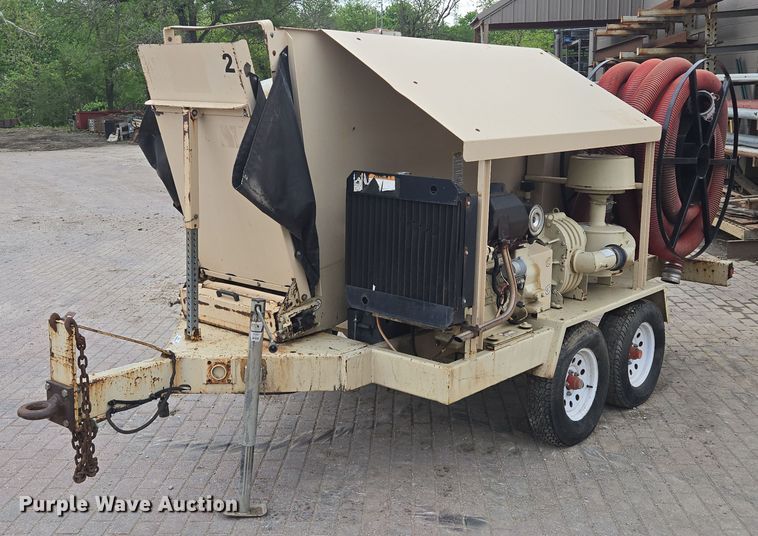 image for item EM7226 Finn BB302-16 mulch blower