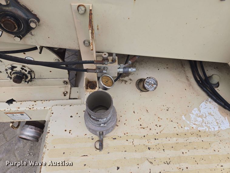 image for item EM7226 Finn BB302-16 mulch blower