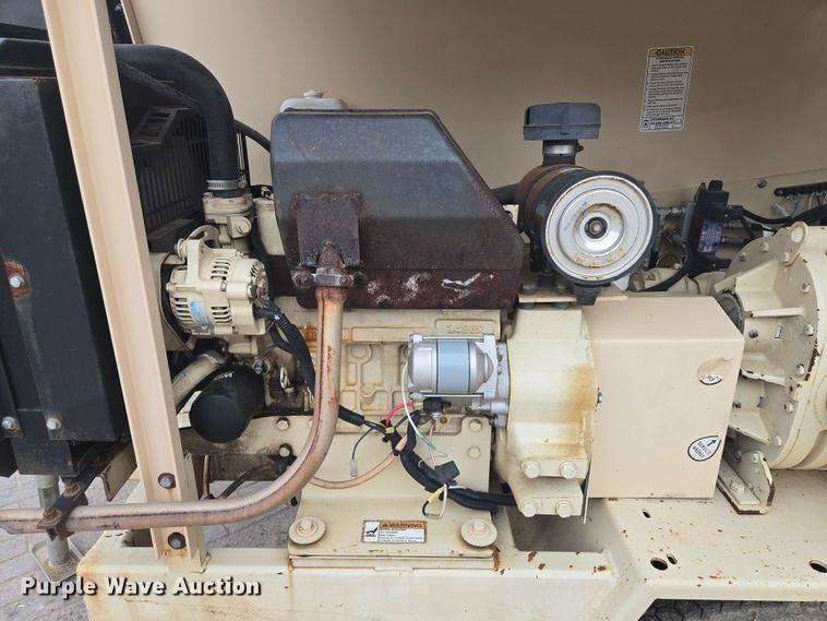 image for item EM7226 Finn BB302-16 mulch blower