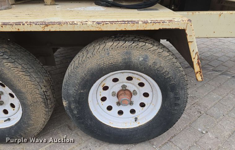 image for item EM7226 Finn BB302-16 mulch blower