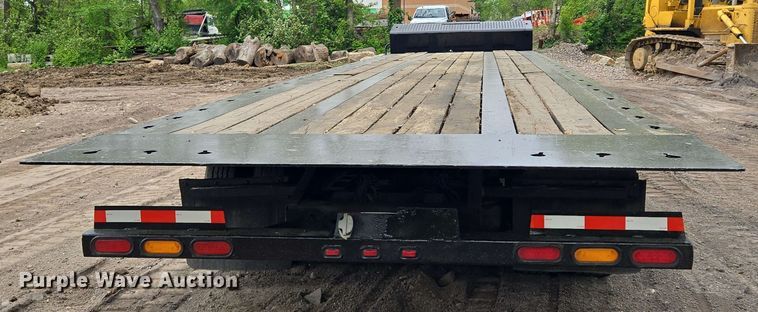 image for item EM7236 2010 Landoll 440B drop deck trailer
