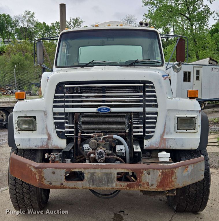 image for item EM7238 1997 Ford LT8000 ready mix truck