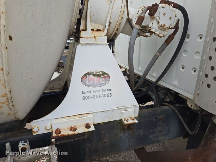 image for item EM7238 1997 Ford LT8000 ready mix truck