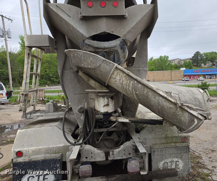 image for item EM7238 1997 Ford LT8000 ready mix truck