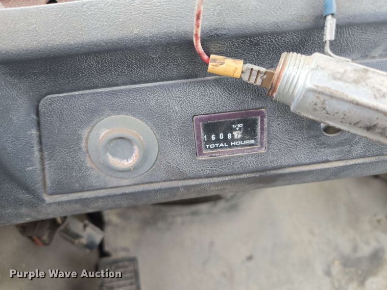 image for item EM7238 1997 Ford LT8000 ready mix truck