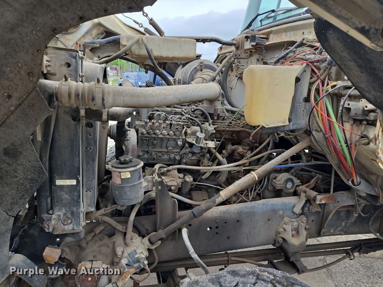 image for item EM7238 1997 Ford LT8000 ready mix truck