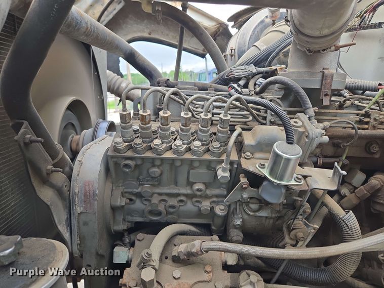 image for item EM7238 1997 Ford LT8000 ready mix truck