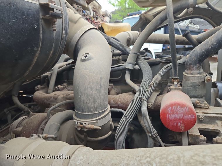 image for item EM7238 1997 Ford LT8000 ready mix truck