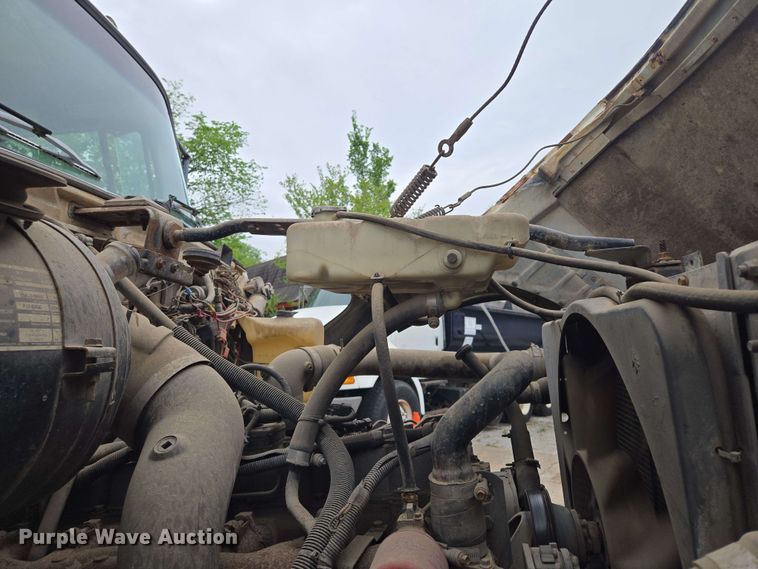 image for item EM7238 1997 Ford LT8000 ready mix truck