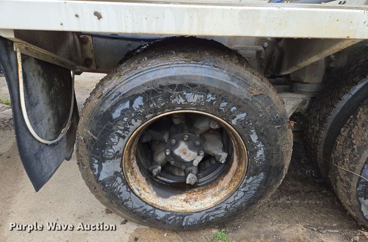 image for item EM7238 1997 Ford LT8000 ready mix truck